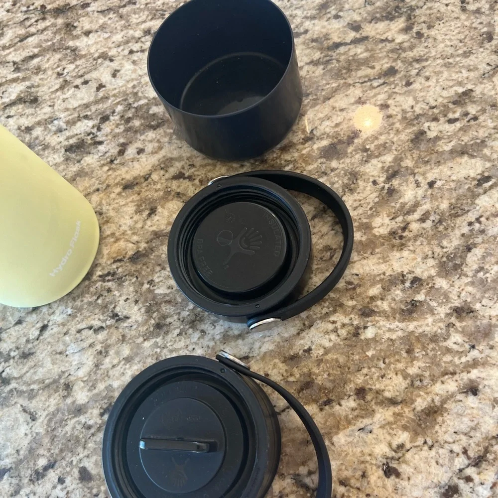 Light neon yellow hydro flask with accessories. Hydro Flask Wide Mouth 20 oz - Picture 3 of 8